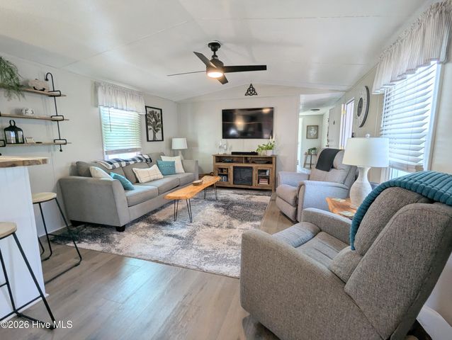 2522 Gator Lane SW, Supply, NC 28462