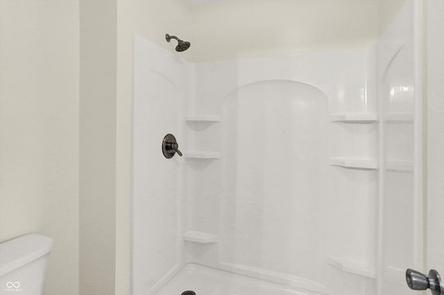 354 Dominion Drive, Zionsville, IN 46077