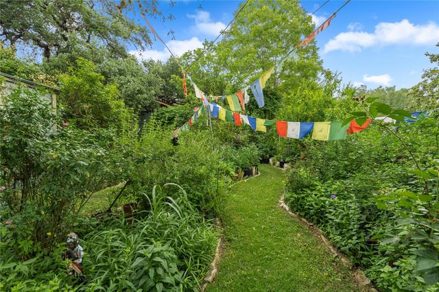 221 Park LN, Austin, TX 78704