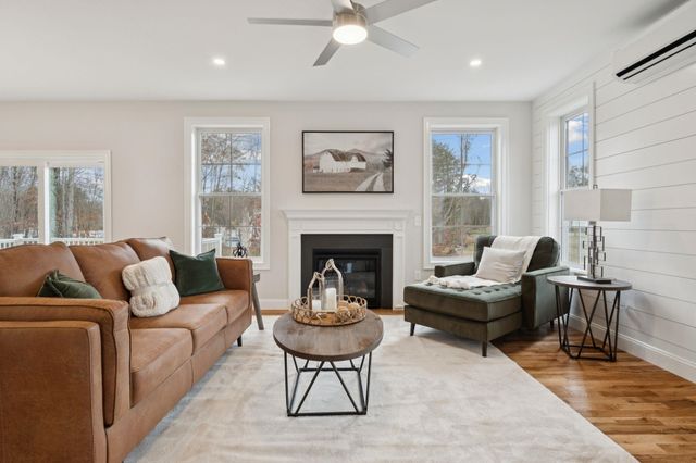 26 Copp Drive, Rochester, NH 03868