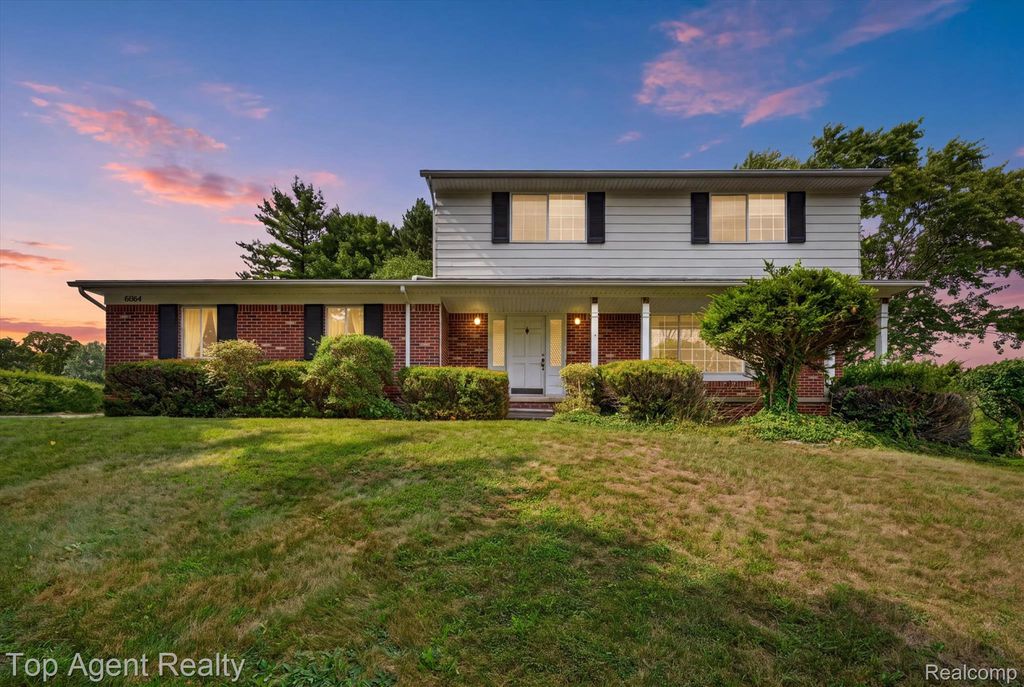 6084 Deguise Court, Rochester Hills, MI 48306