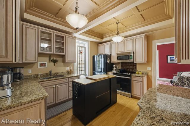 325 Lake Street, Howell, MI 48843