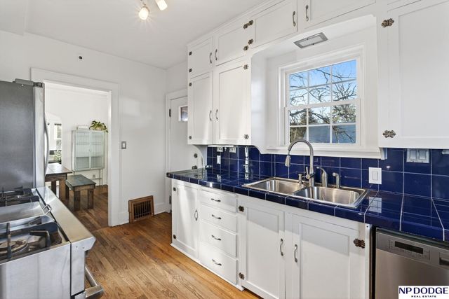 2704 N 65th Street, Omaha, NE 68104