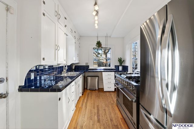 2704 N 65th Street, Omaha, NE 68104