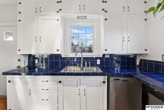 2704 N 65th Street, Omaha, NE 68104