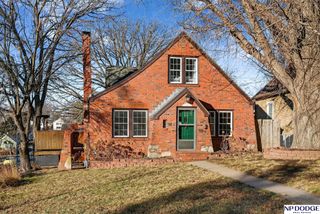 2704 N 65th Street, Omaha, NE 68104