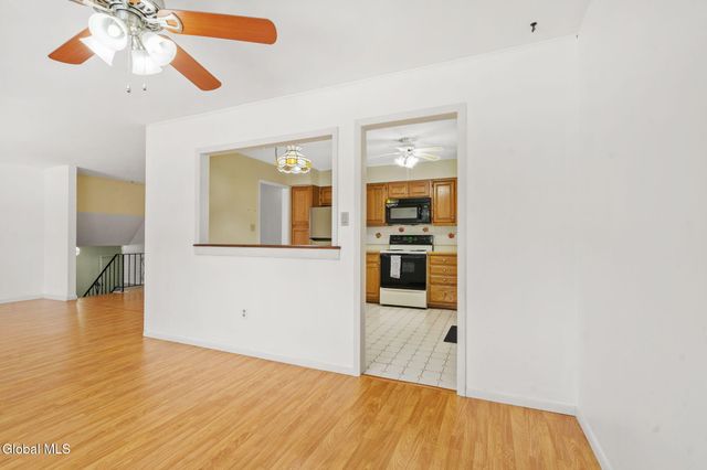 1041 Gates Drive, Schenectady, NY 12306