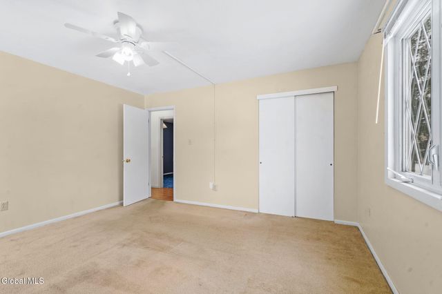 1041 Gates Drive, Schenectady, NY 12306