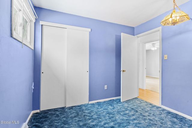 1041 Gates Drive, Schenectady, NY 12306