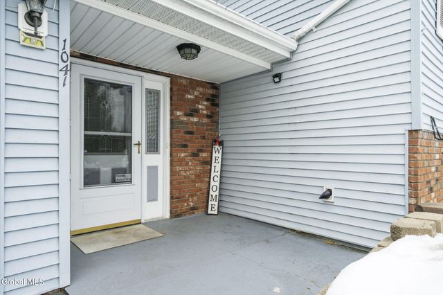 1041 Gates Drive, Schenectady, NY 12306