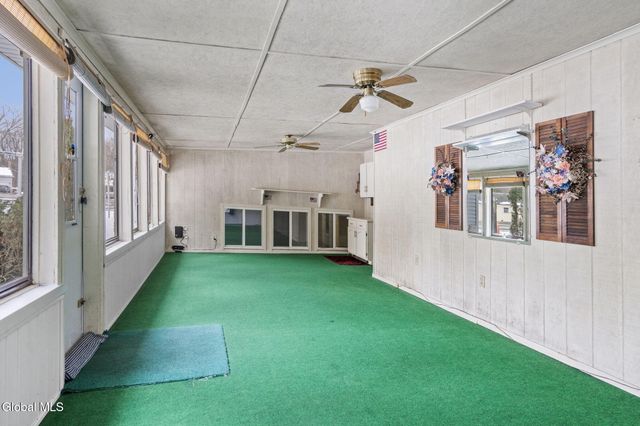 1041 Gates Drive, Schenectady, NY 12306