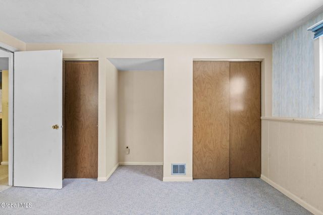 1041 Gates Drive, Schenectady, NY 12306