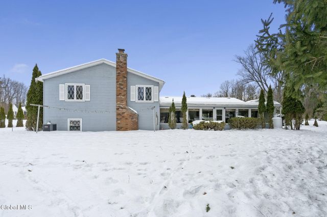 1041 Gates Drive, Schenectady, NY 12306