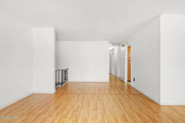 1041 Gates Drive, Schenectady, NY 12306