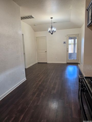 496 Magnolia Wind, New Braunfels, TX 78130