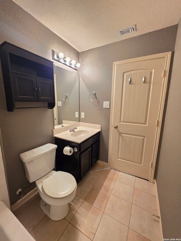 496 Magnolia Wind, New Braunfels, TX 78130