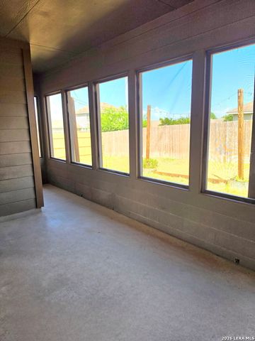 496 Magnolia Wind, New Braunfels, TX 78130