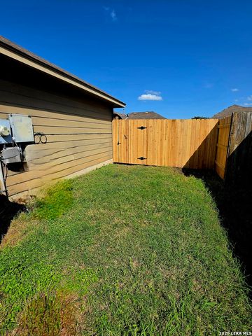 496 Magnolia Wind, New Braunfels, TX 78130