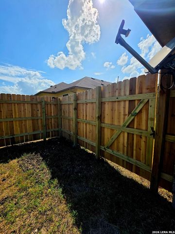 496 Magnolia Wind, New Braunfels, TX 78130
