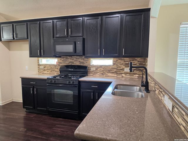 496 Magnolia Wind, New Braunfels, TX 78130