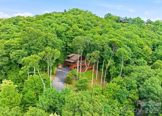 582 Tsalagi Trail, Maggie Valley, NC 28751