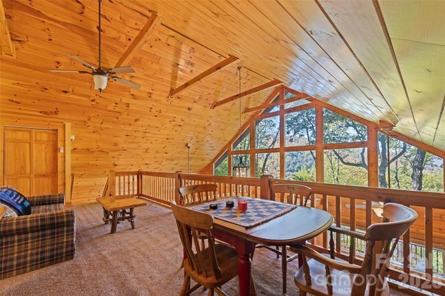 582 Tsalagi Trail, Maggie Valley, NC 28751
