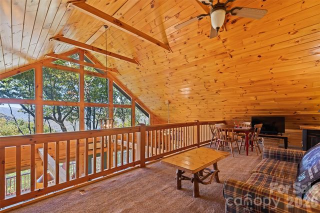 582 Tsalagi Trail, Maggie Valley, NC 28751