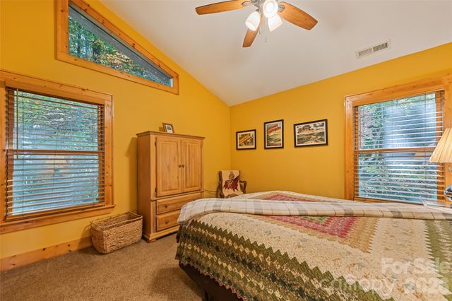 582 Tsalagi Trail, Maggie Valley, NC 28751