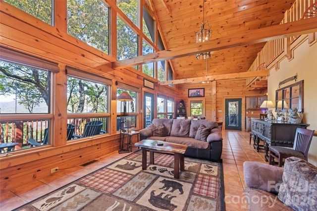 582 Tsalagi Trail, Maggie Valley, NC 28751