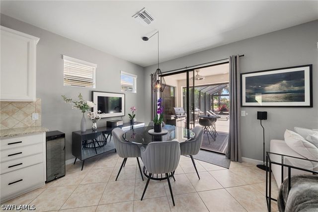 7052 Live Oak DR, Naples, FL 34114