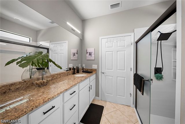 7052 Live Oak DR, Naples, FL 34114