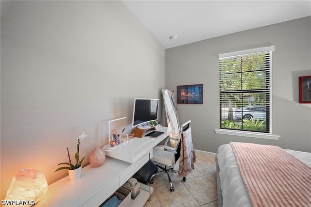 7052 Live Oak DR, Naples, FL 34114