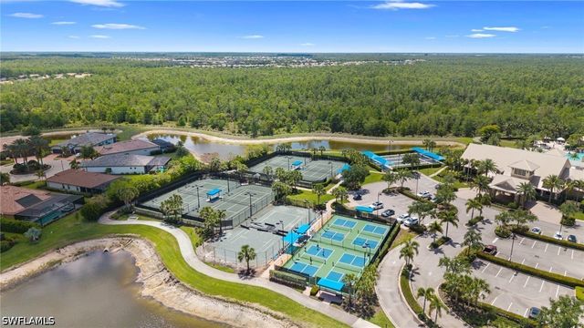 7052 Live Oak DR, Naples, FL 34114