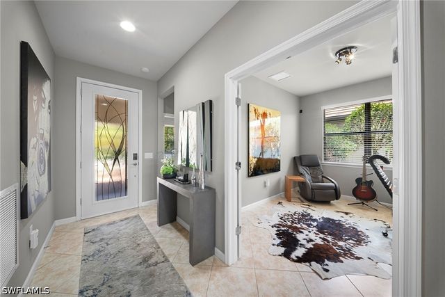 7052 Live Oak DR, Naples, FL 34114