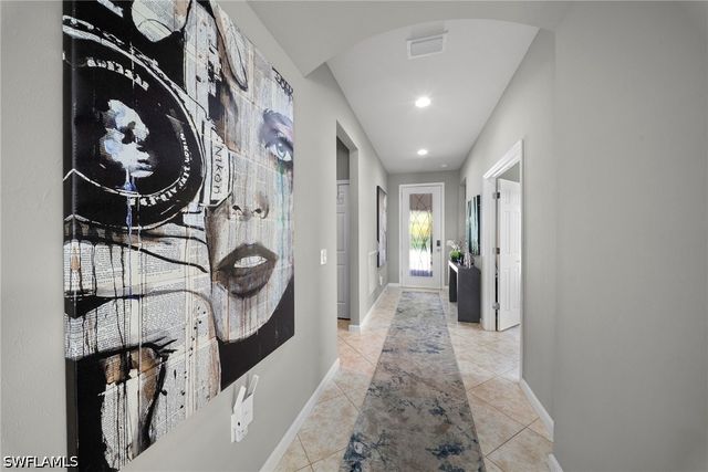 7052 Live Oak DR, Naples, FL 34114