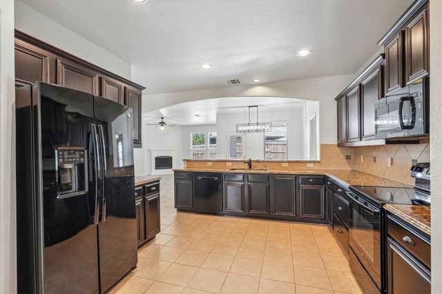 2017 River, Heartland, TX 75126