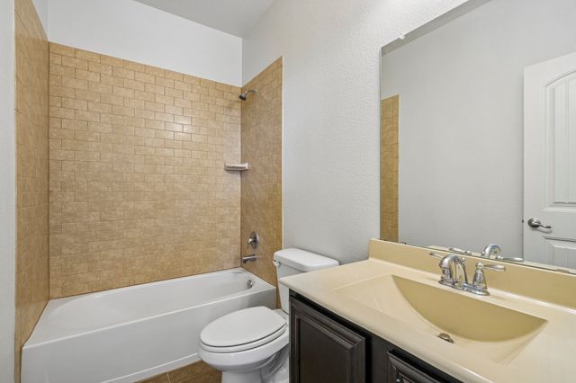 2017 River, Heartland, TX 75126