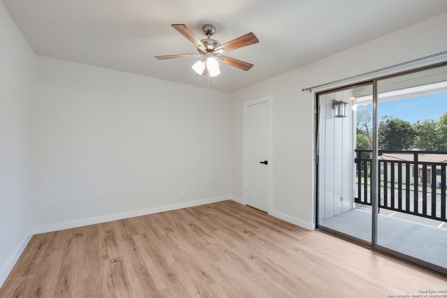 340 Montclair St Apt 102, Alamo Heights, TX 78209