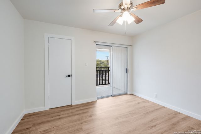 340 Montclair St Apt 102, Alamo Heights, TX 78209