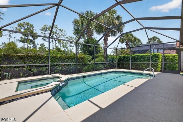 10082 Oakhurst WAY, Fort Myers, FL 33913