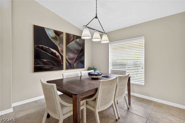 10082 Oakhurst WAY, Fort Myers, FL 33913