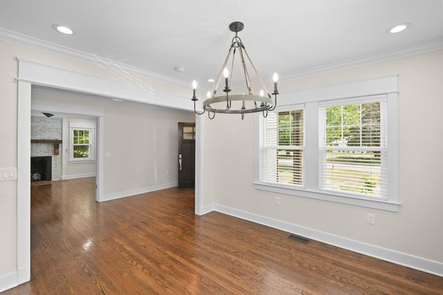 403 Chinoe Road, Lexington, KY 40502