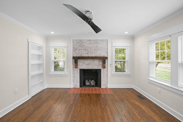 403 Chinoe Road, Lexington, KY 40502