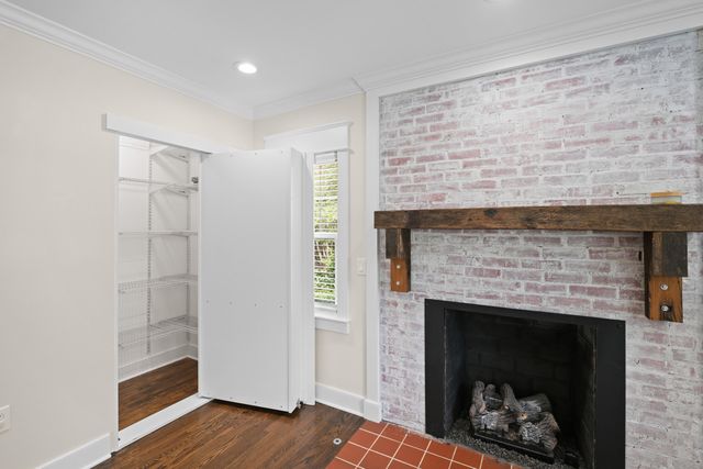 403 Chinoe Road, Lexington, KY 40502