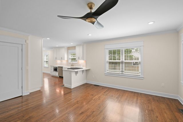 403 Chinoe Road, Lexington, KY 40502
