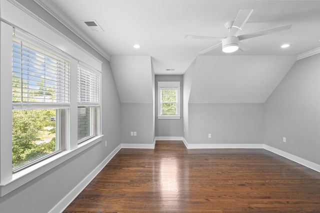 403 Chinoe Road, Lexington, KY 40502