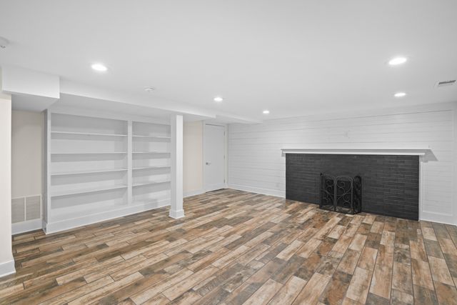 403 Chinoe Road, Lexington, KY 40502