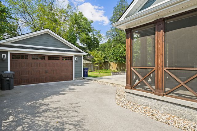 403 Chinoe Road, Lexington, KY 40502