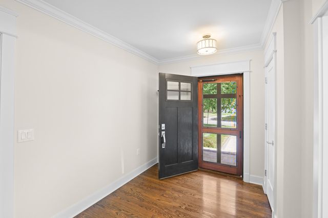 403 Chinoe Road, Lexington, KY 40502