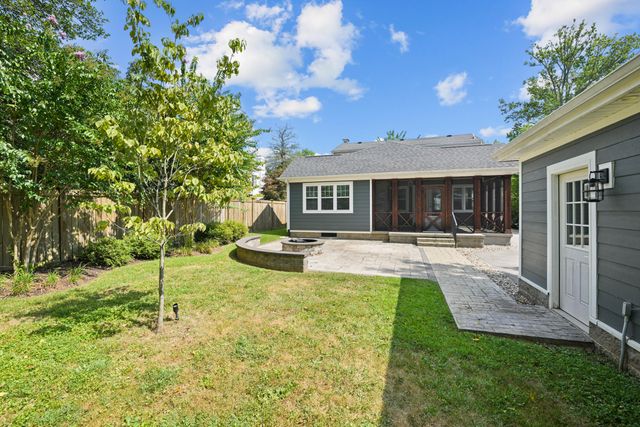 403 Chinoe Road, Lexington, KY 40502